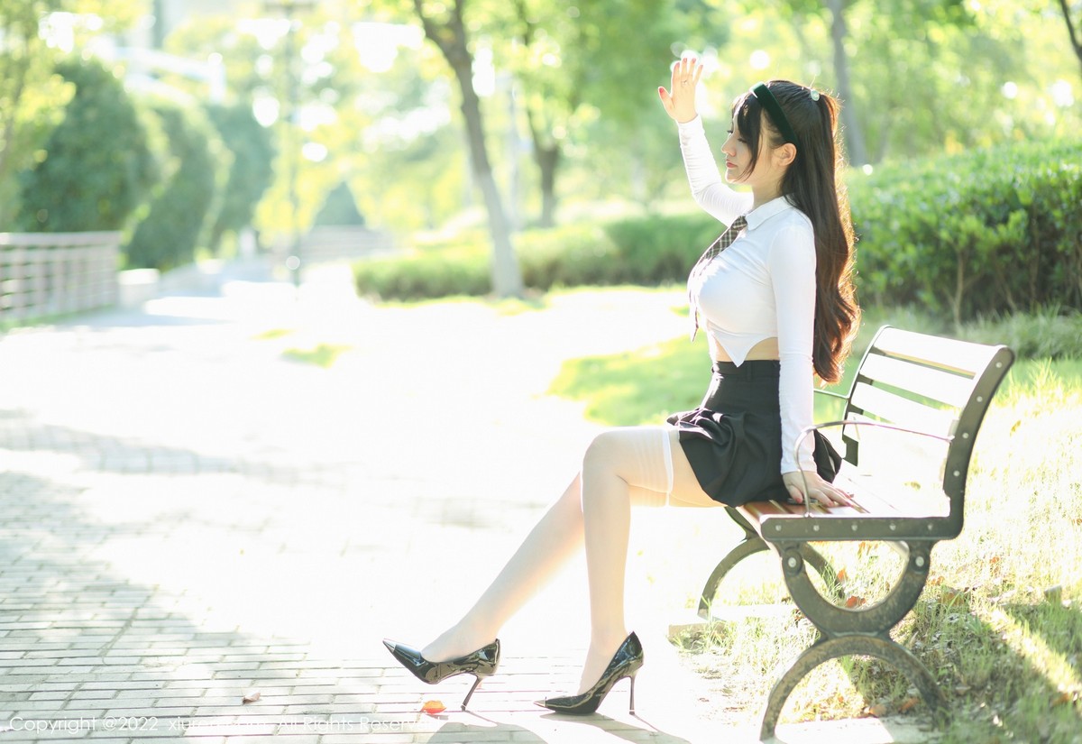 【XiuRen秀人網】20220830Vol5512詩詩kiki【58P】-[秀人套图]