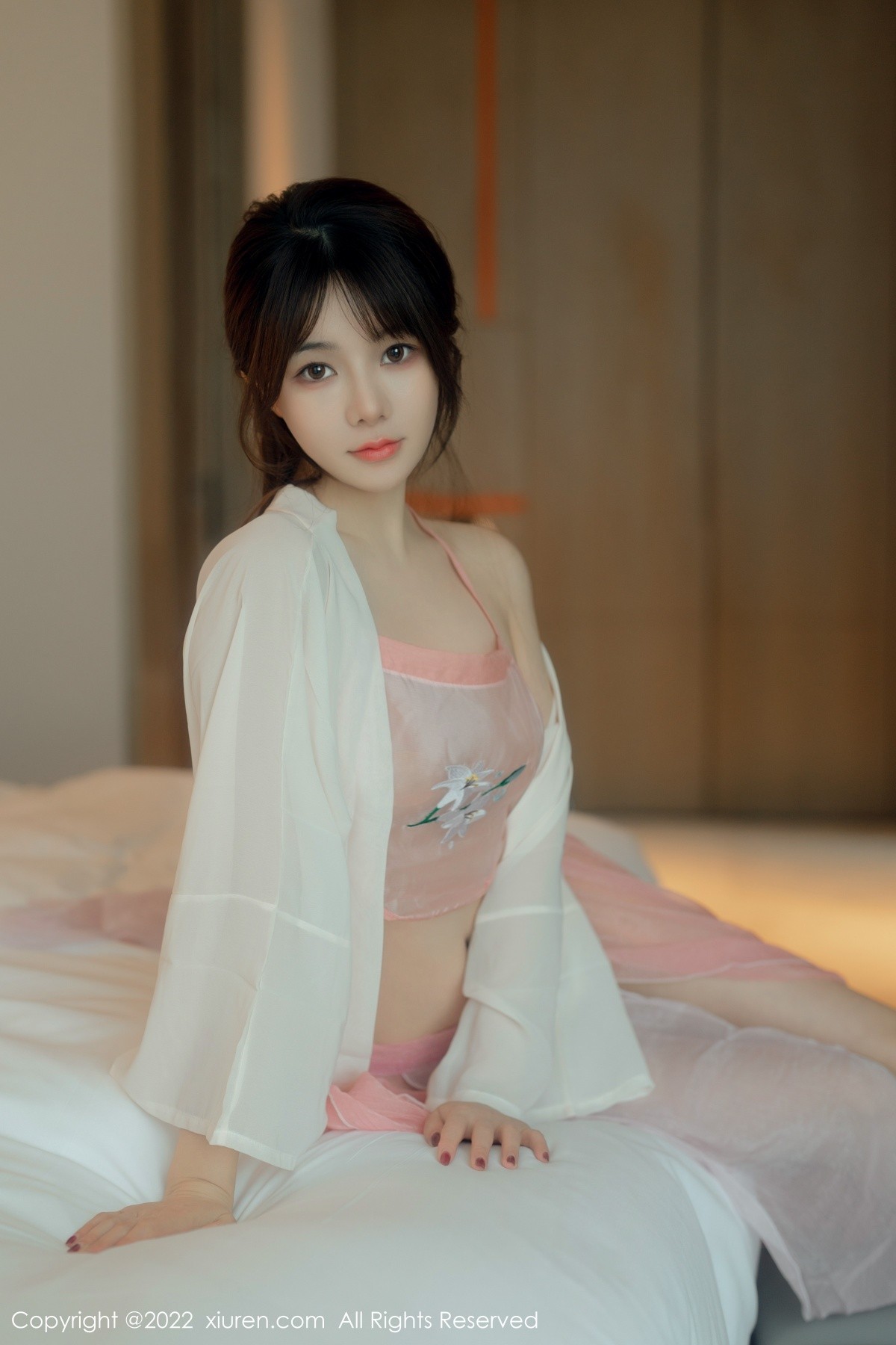 【XiuRen秀人網】20220831Vol5519婠婠麽【59P】-[秀人套图]