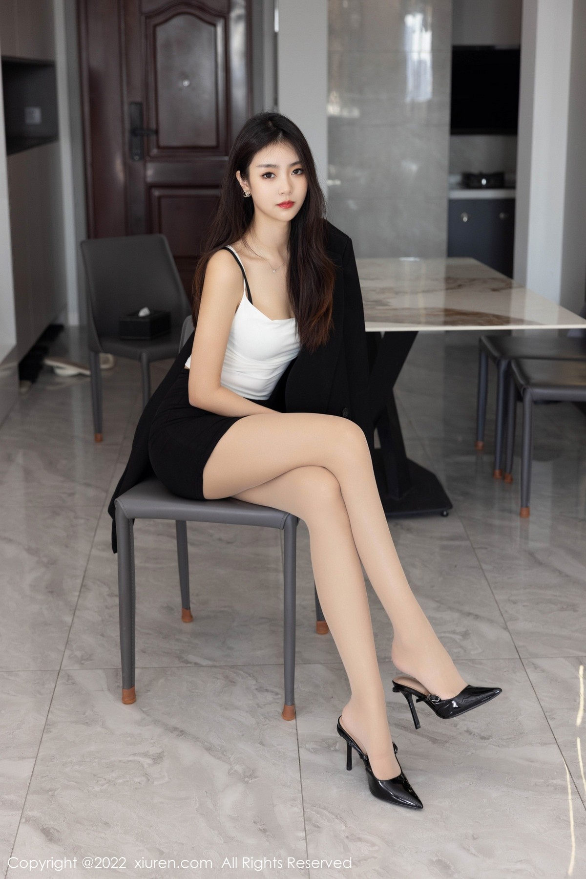 【XiuRen秀人網】20220901Vol5530可樂Vicky【63P】-[秀人套图]