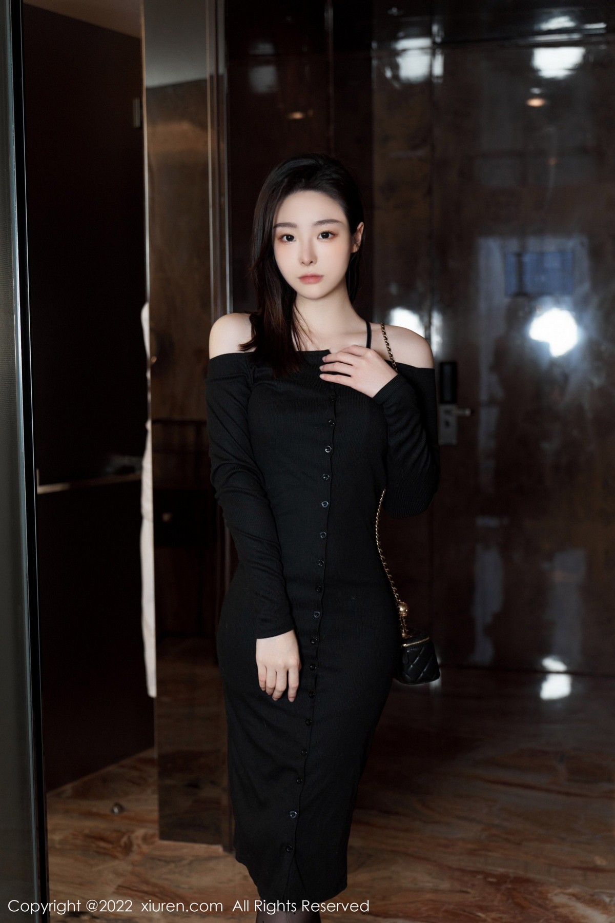 【XiuRen秀人網】20220901Vol5529是小逗逗【92P】-[秀人套图]