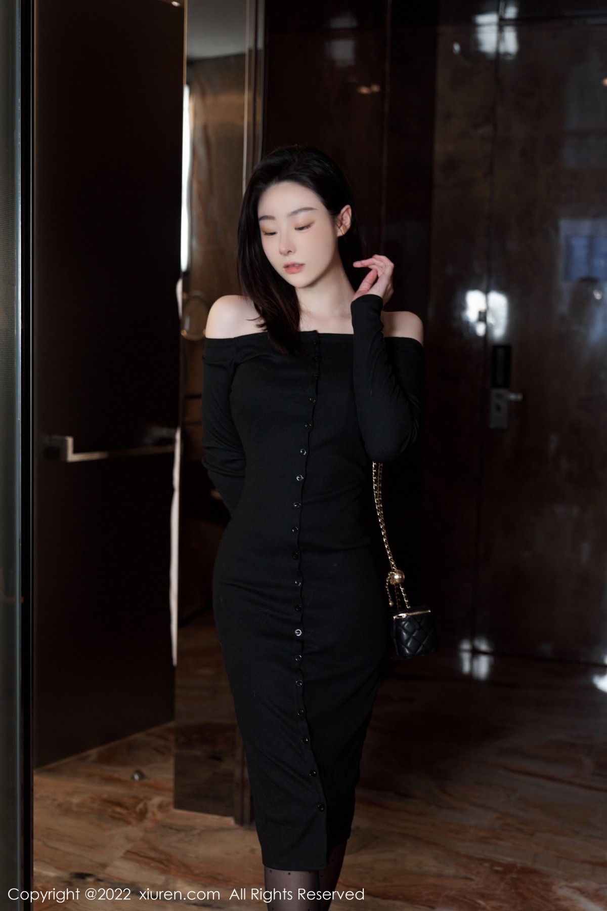 【XiuRen秀人網】20220901Vol5529是小逗逗【92P】-[秀人套图]