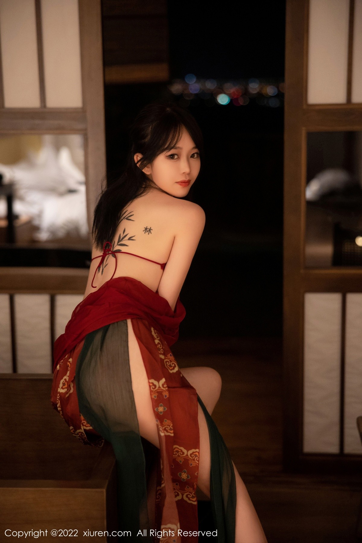 【XiuRen秀人網】20220901Vol5527奶瓶【78P】-[秀人套图]