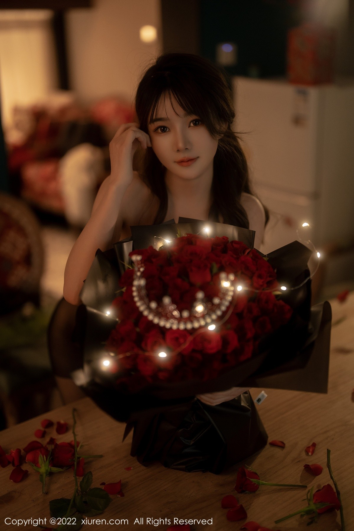 【XiuRen秀人網】20220906Vol5552婠婠麽【74P】-[秀人套图]