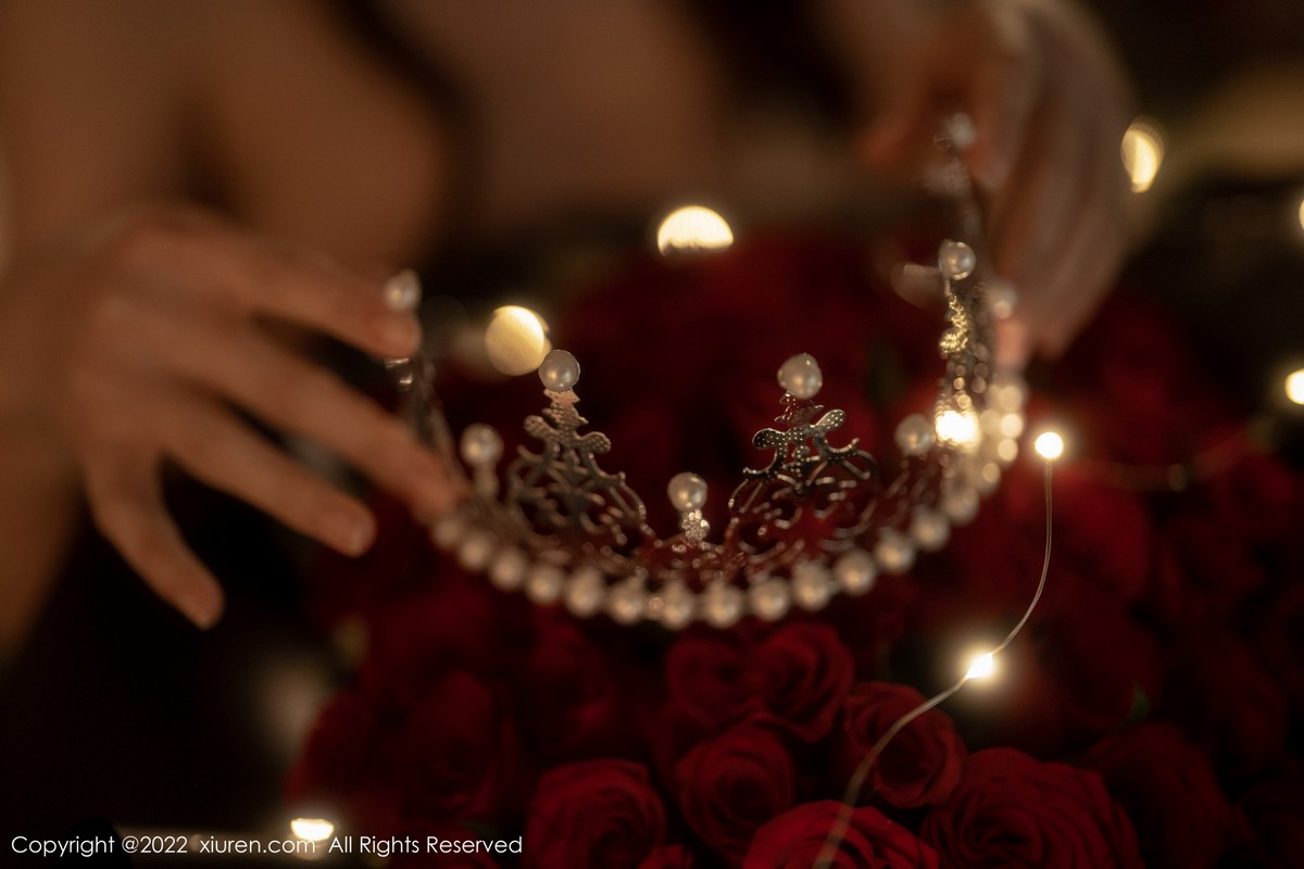 【XiuRen秀人網】20220906Vol5552婠婠麽【74P】-[秀人套图]