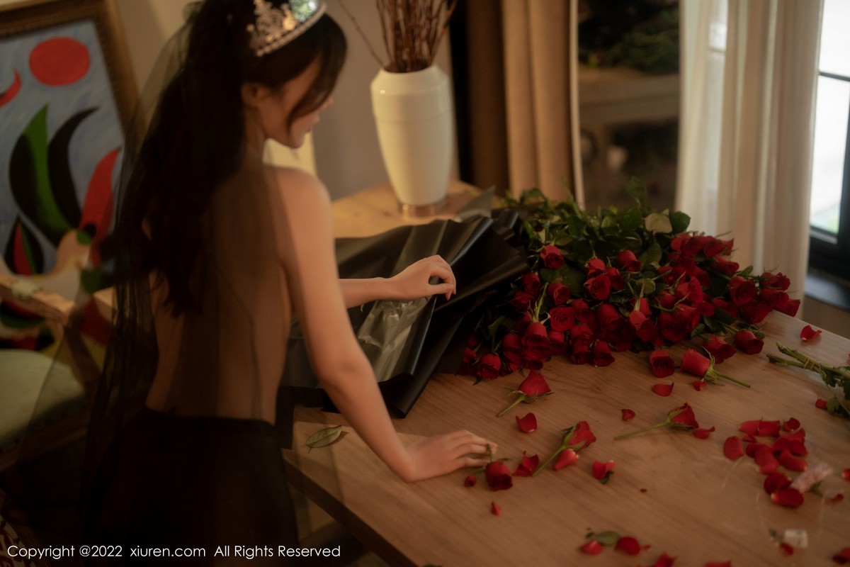 【XiuRen秀人網】20220906Vol5552婠婠麽【74P】-[秀人套图]