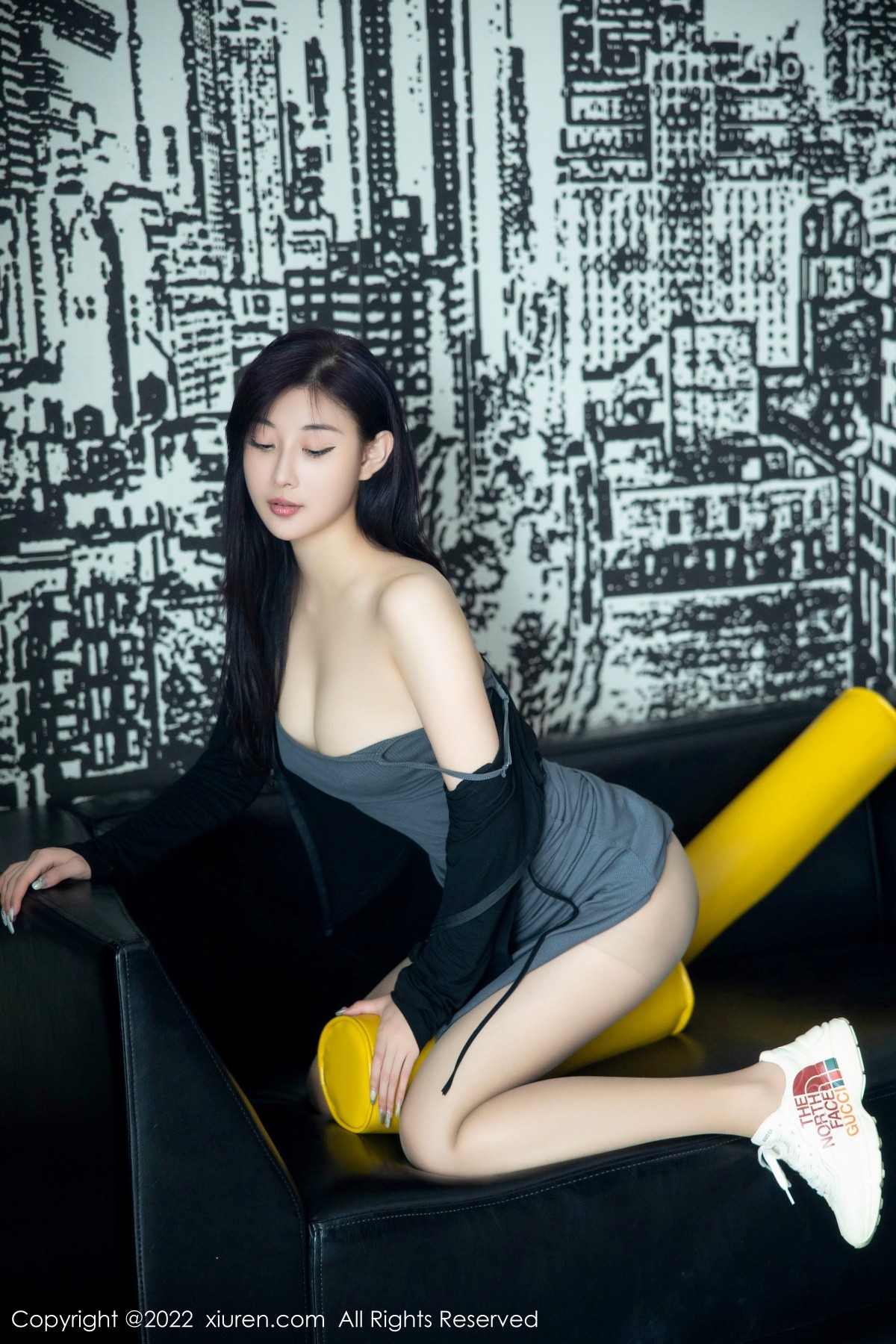 【XiuRen秀人網】20220906Vol5553顧楚楚maily【96P】-[秀人套图]