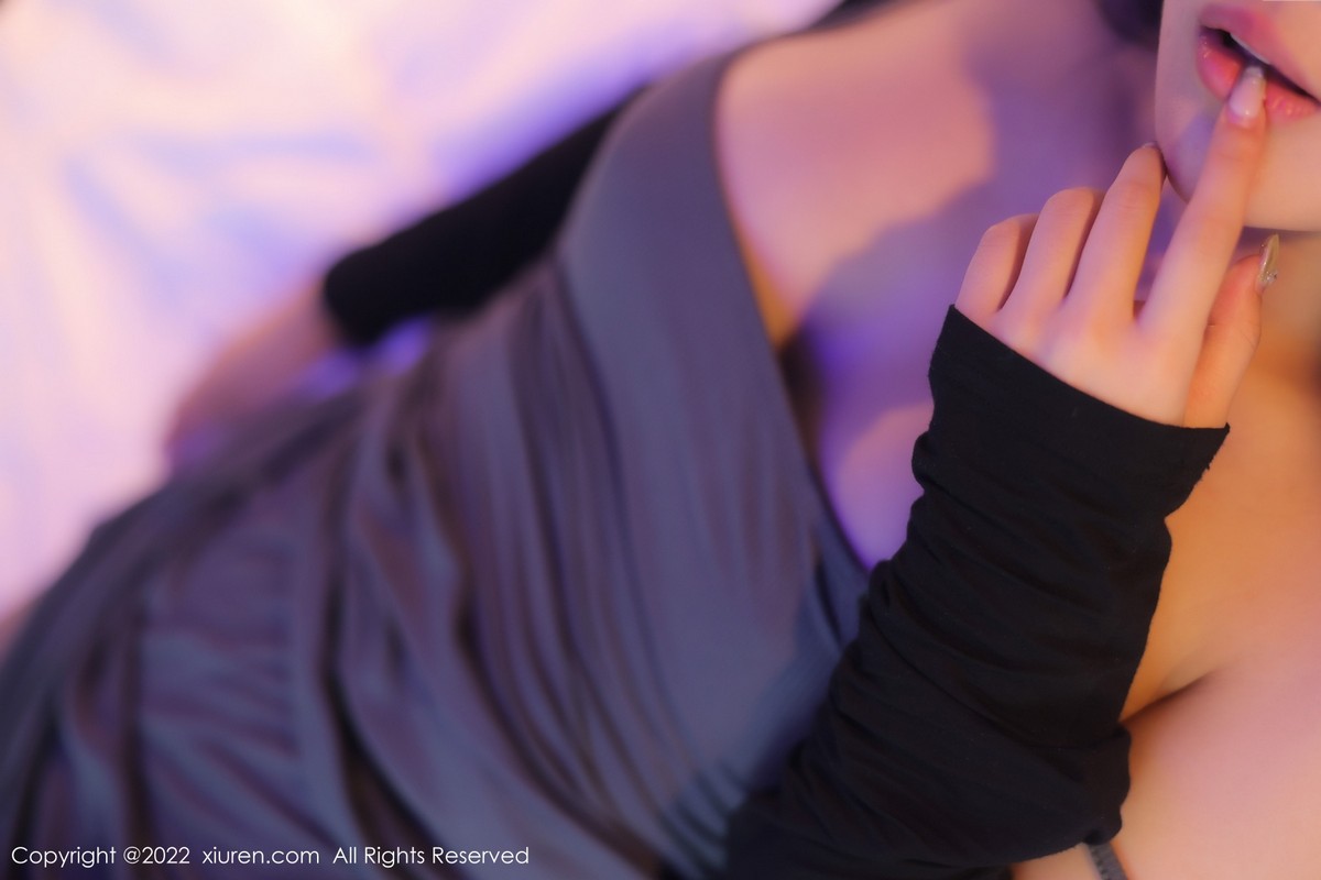 【XiuRen秀人網】20220906Vol5553顧楚楚maily【96P】-[秀人套图]