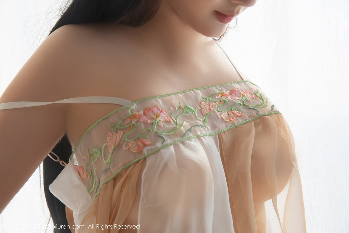 【XiuRen秀人網】20220906Vol5556江真真【70P】-[秀人套图]