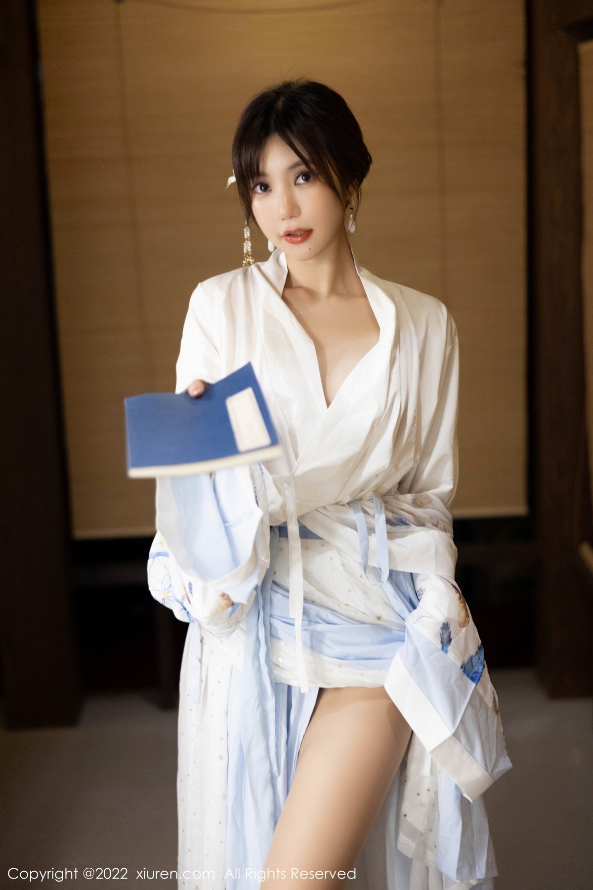 【XiuRen秀人網】20220909Vol5569绮里嘉ula【75P】-[秀人套图]