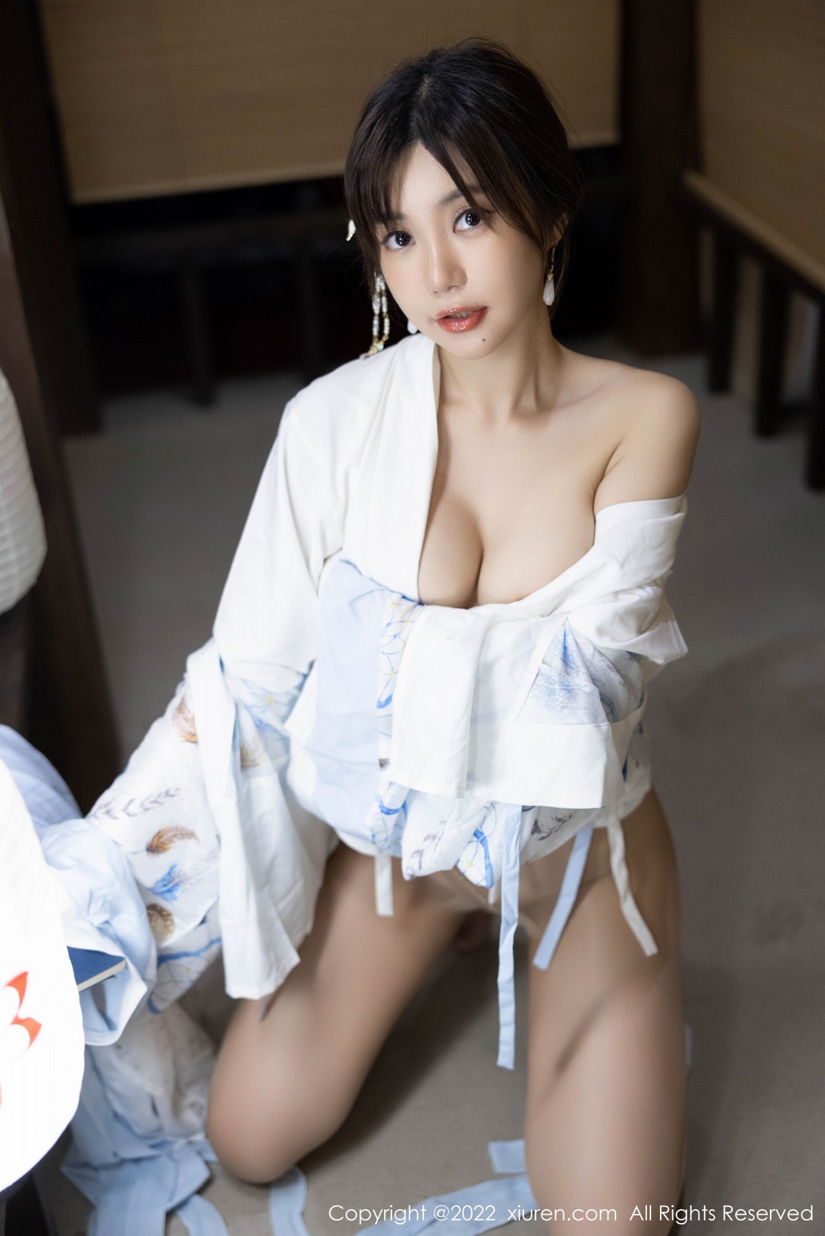 【XiuRen秀人網】20220909Vol5569绮里嘉ula【75P】-[秀人套图]