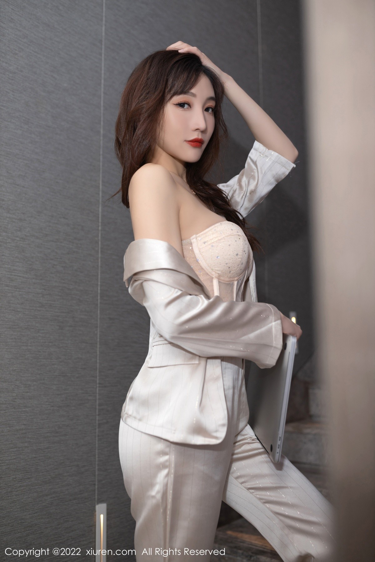 【XiuRen秀人網】20220915Vol5594陸萱萱【78P】-[秀人套图]