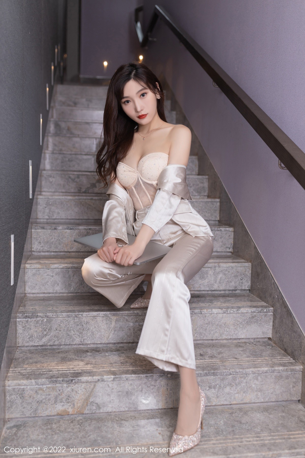 【XiuRen秀人網】20220915Vol5594陸萱萱【78P】-[秀人套图]