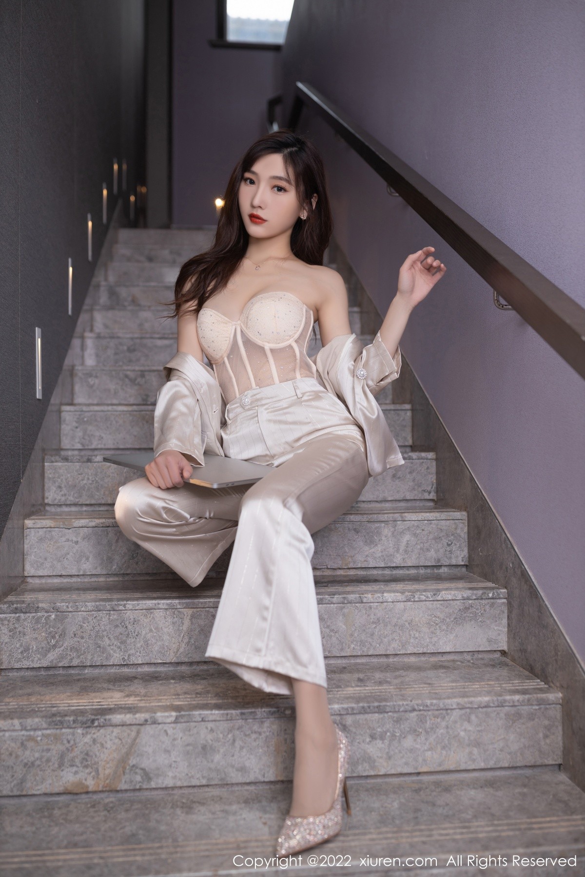 【XiuRen秀人網】20220915Vol5594陸萱萱【78P】-[秀人套图]