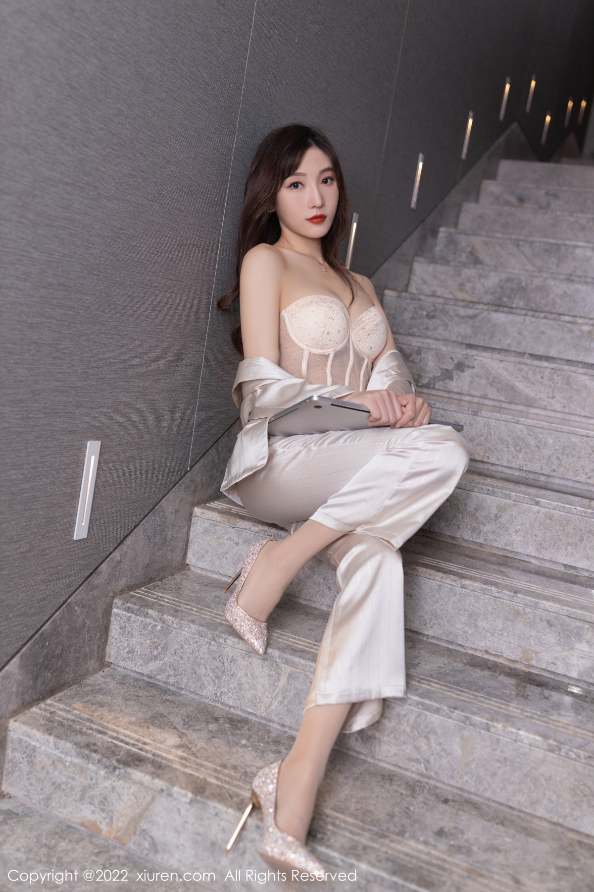 【XiuRen秀人網】20220915Vol5594陸萱萱【78P】-[秀人套图]