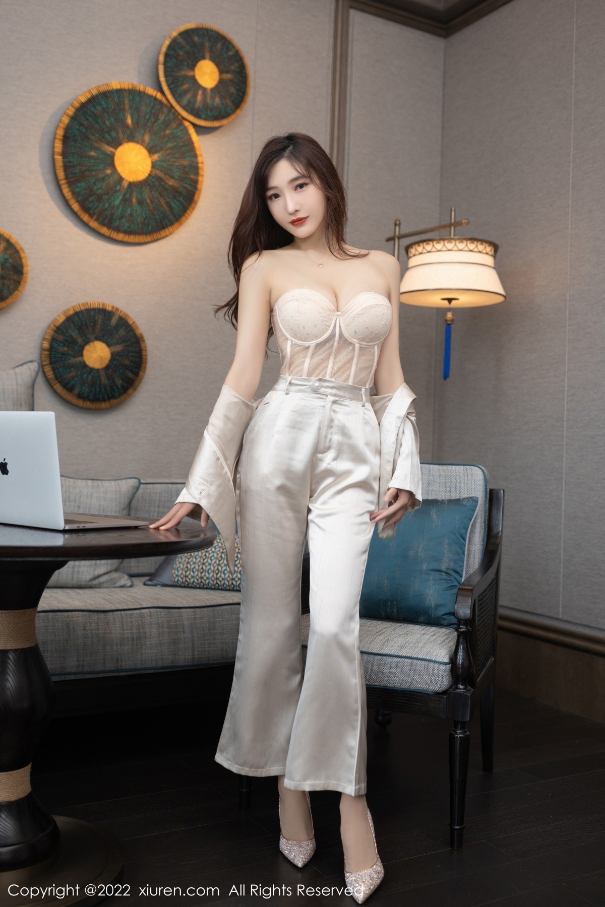 【XiuRen秀人網】20220915Vol5594陸萱萱【78P】-[秀人套图]