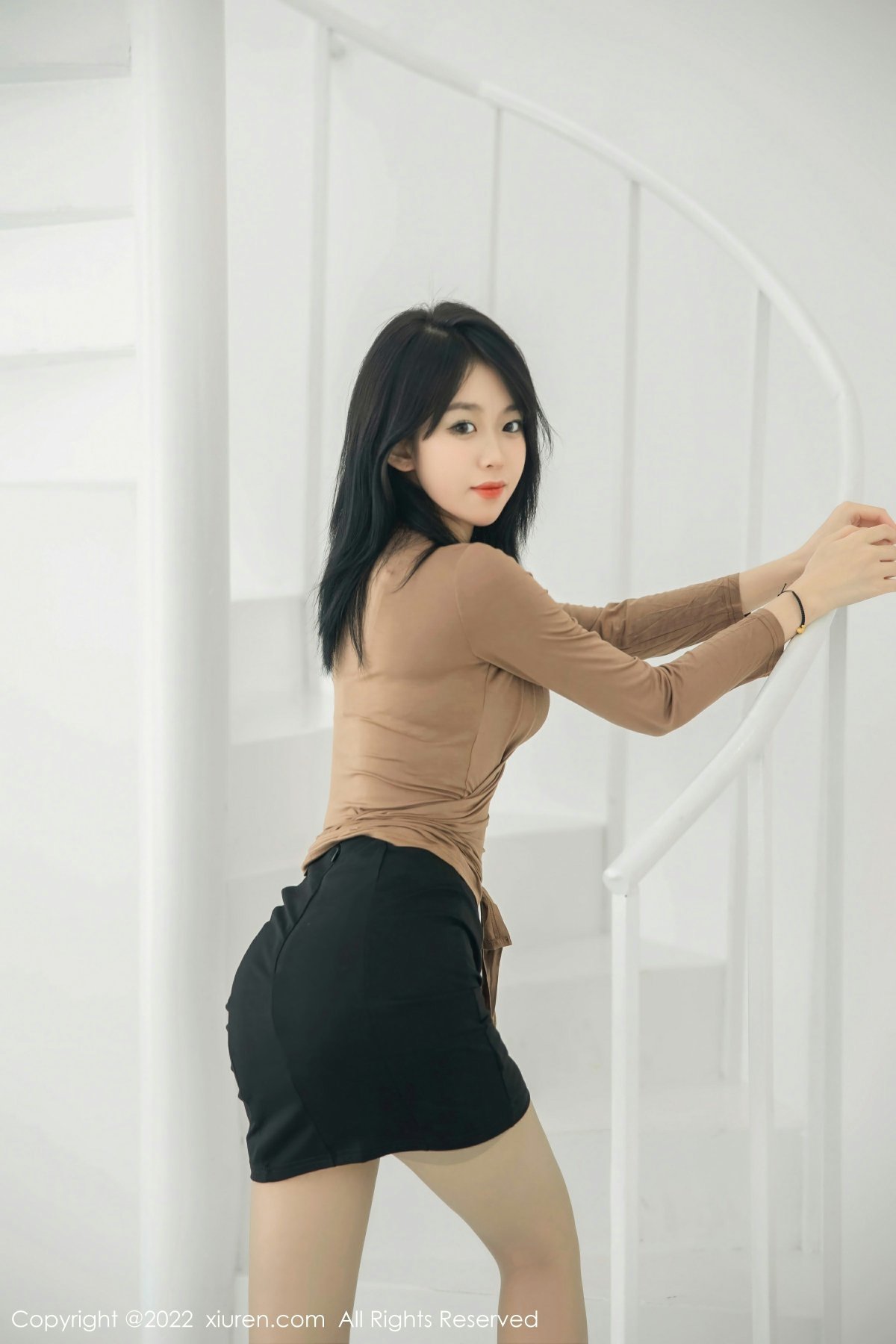 【XiuRen秀人網】20220914Vol5587奶瓶【100P】-[秀人套图]