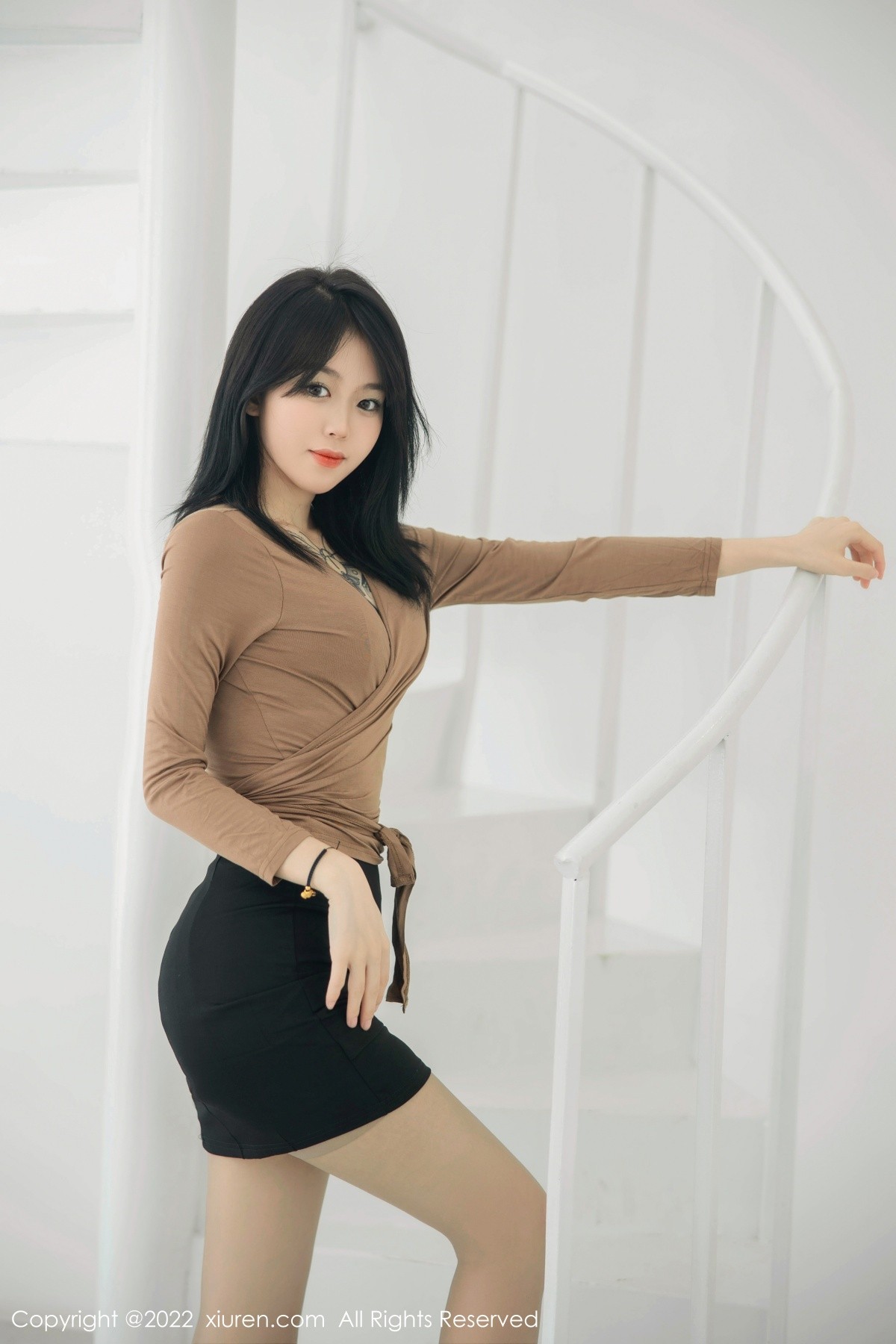 【XiuRen秀人網】20220914Vol5587奶瓶【100P】-[秀人套图]