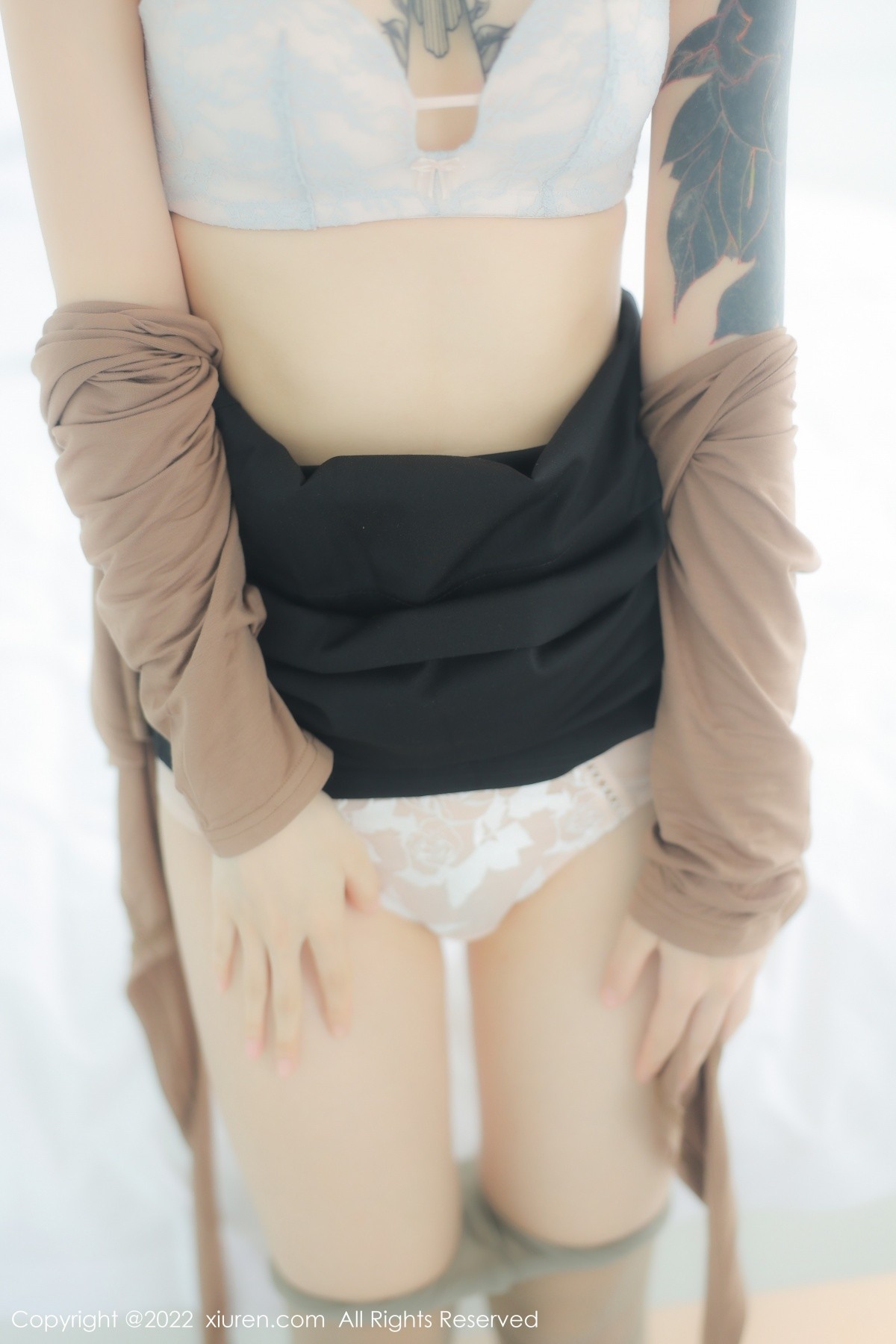 【XiuRen秀人網】20220914Vol5587奶瓶【100P】-[秀人套图]