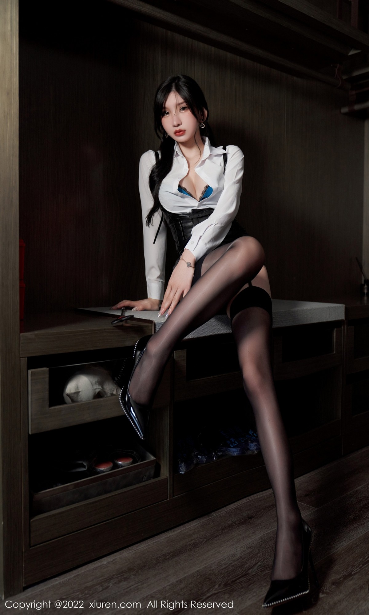 【XiuRen秀人網】20220916Vol5602周于希Sally【90P】-[秀人套图]