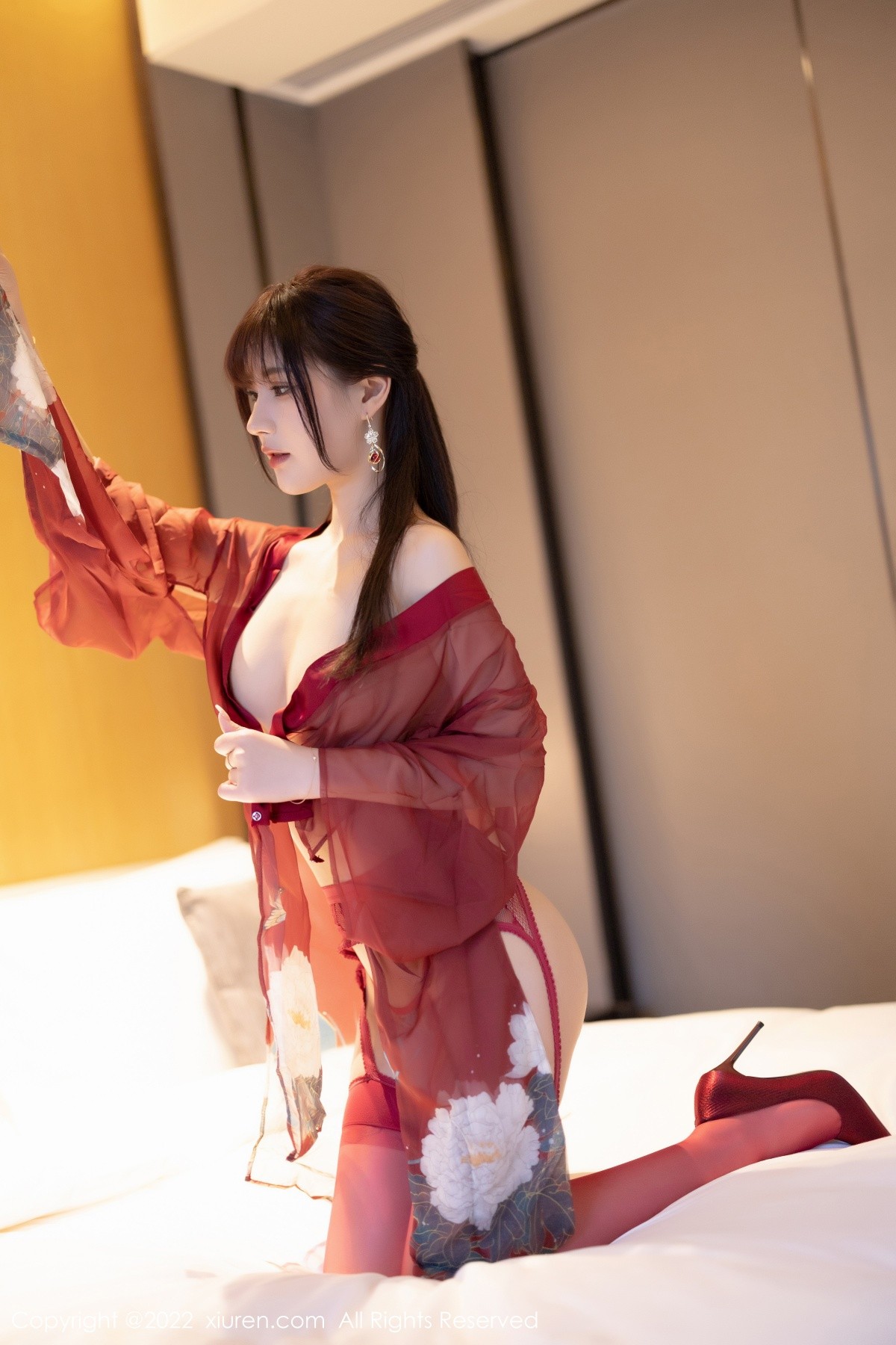 【XiuRen秀人網】20220919Vol5606張欣欣【80P】-[秀人套图]