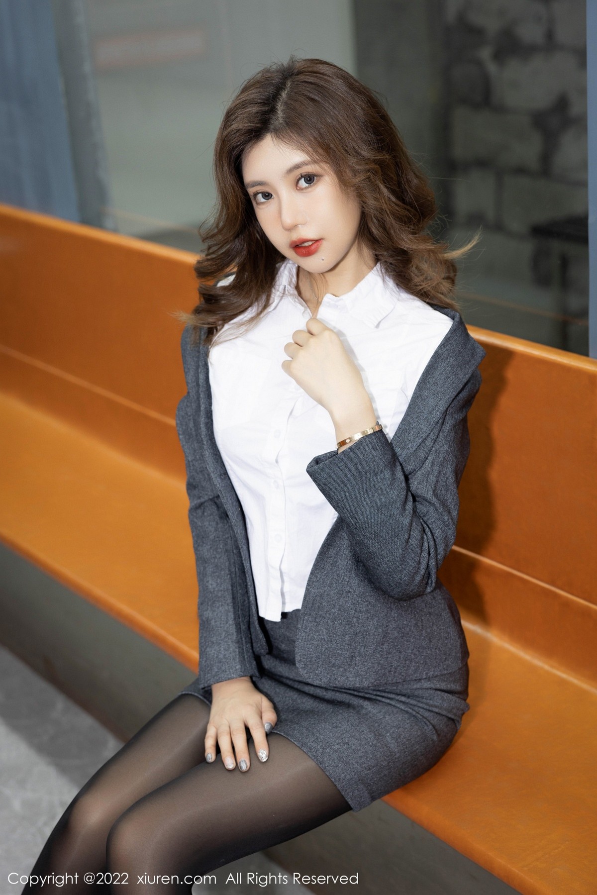 【XiuRen秀人網】20220916Vol5600绮里嘉ula【77P】-[秀人套图]