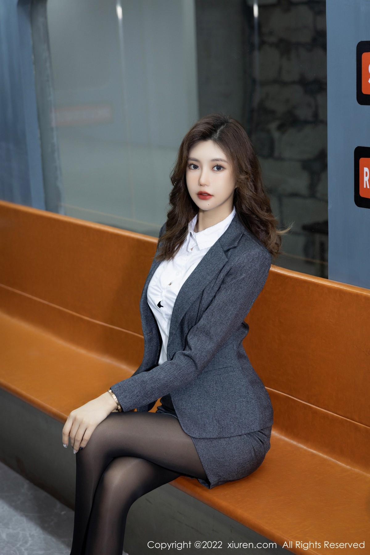 【XiuRen秀人網】20220916Vol5600绮里嘉ula【77P】-[秀人套图]