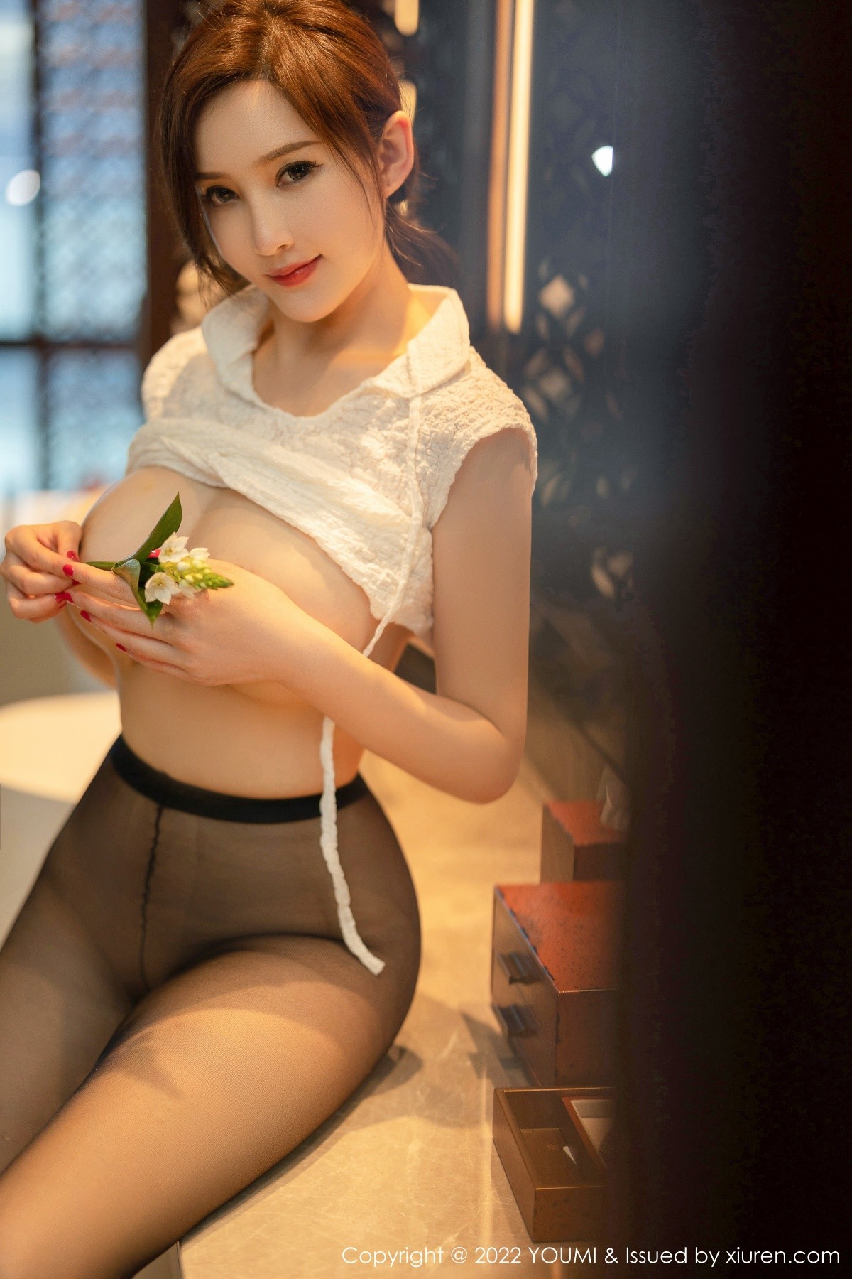 【YOUMI尤蜜荟】20220916Vol844奶瓶土肥圓矮挫丑黑窮【72P】-[秀人套图]