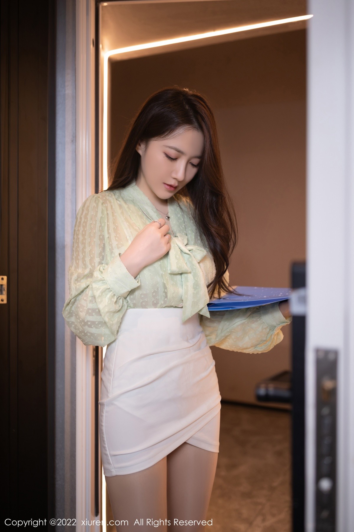 【XiuRen秀人網】20220922Vol5639魚子醬Fish【80P】-[秀人套图]