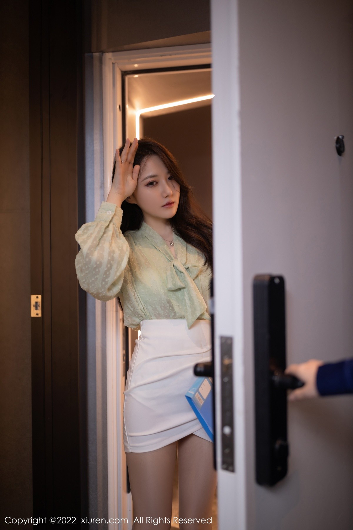 【XiuRen秀人網】20220922Vol5639魚子醬Fish【80P】-[秀人套图]