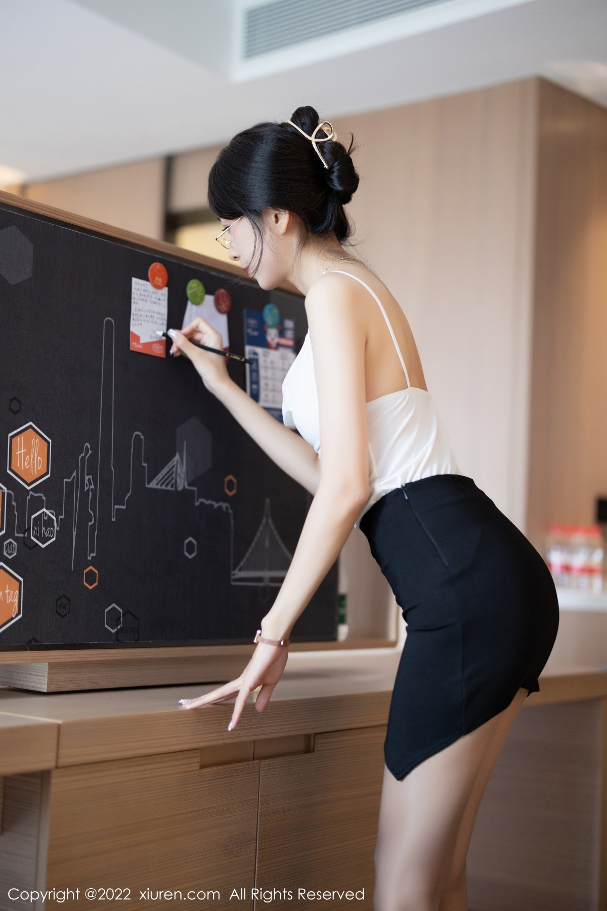 【XiuRen秀人網】20220928Vol5656林樂一【90P】-[秀人套图]