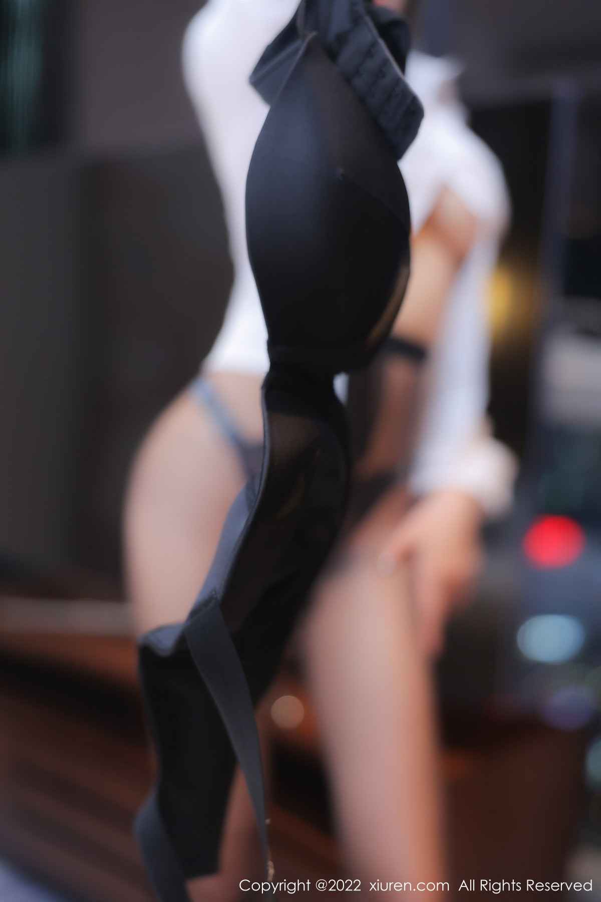 【XiuRen秀人網】20221010Vol5687果兒Victoria【76P】-[秀人套图]