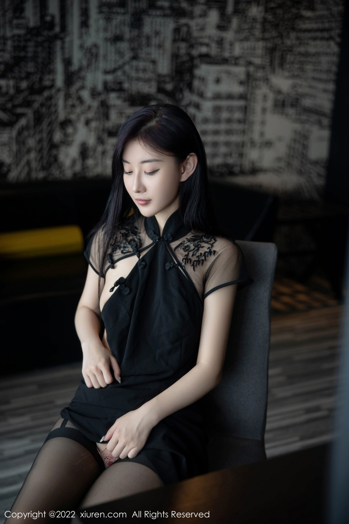 【XiuRen秀人網】20221011Vol5691顧楚楚maily【86P】-[秀人套图]