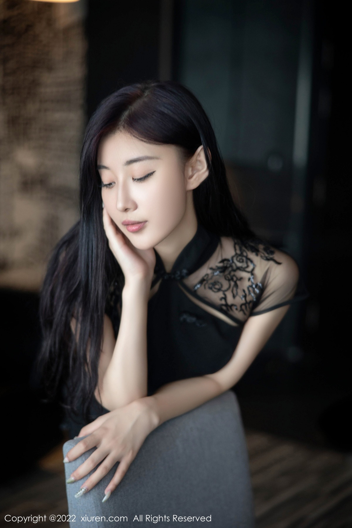 【XiuRen秀人網】20221011Vol5691顧楚楚maily【86P】-[秀人套图]