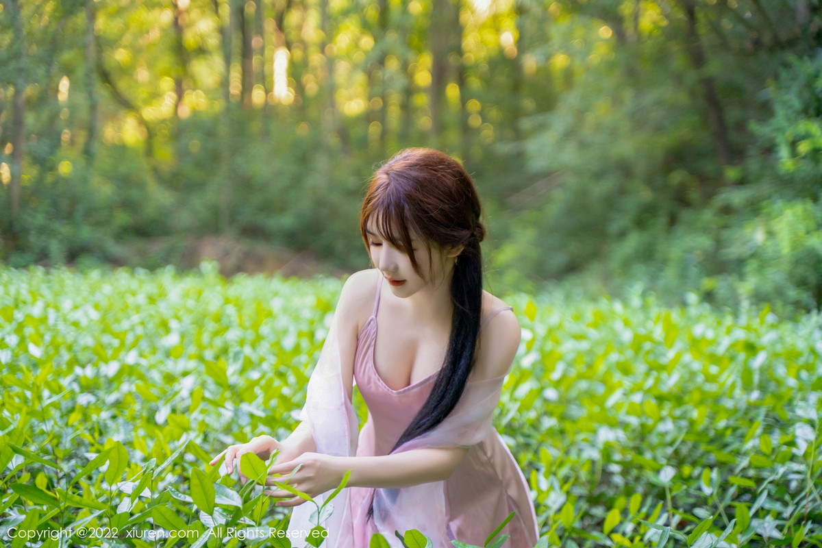 【XiuRen秀人網】20221011Vol5690婠婠麽【81P】-[秀人套图]