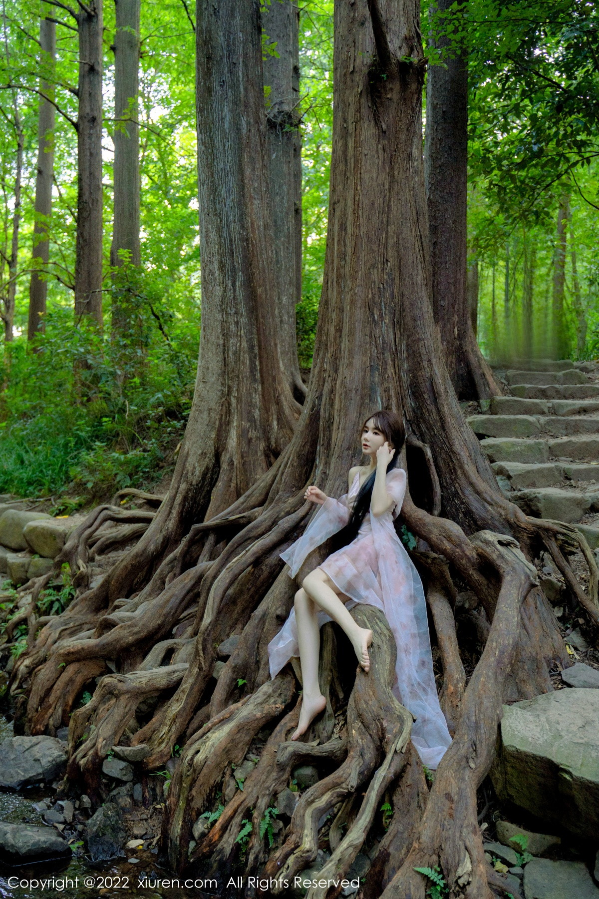 【XiuRen秀人網】20221011Vol5690婠婠麽【81P】-[秀人套图]