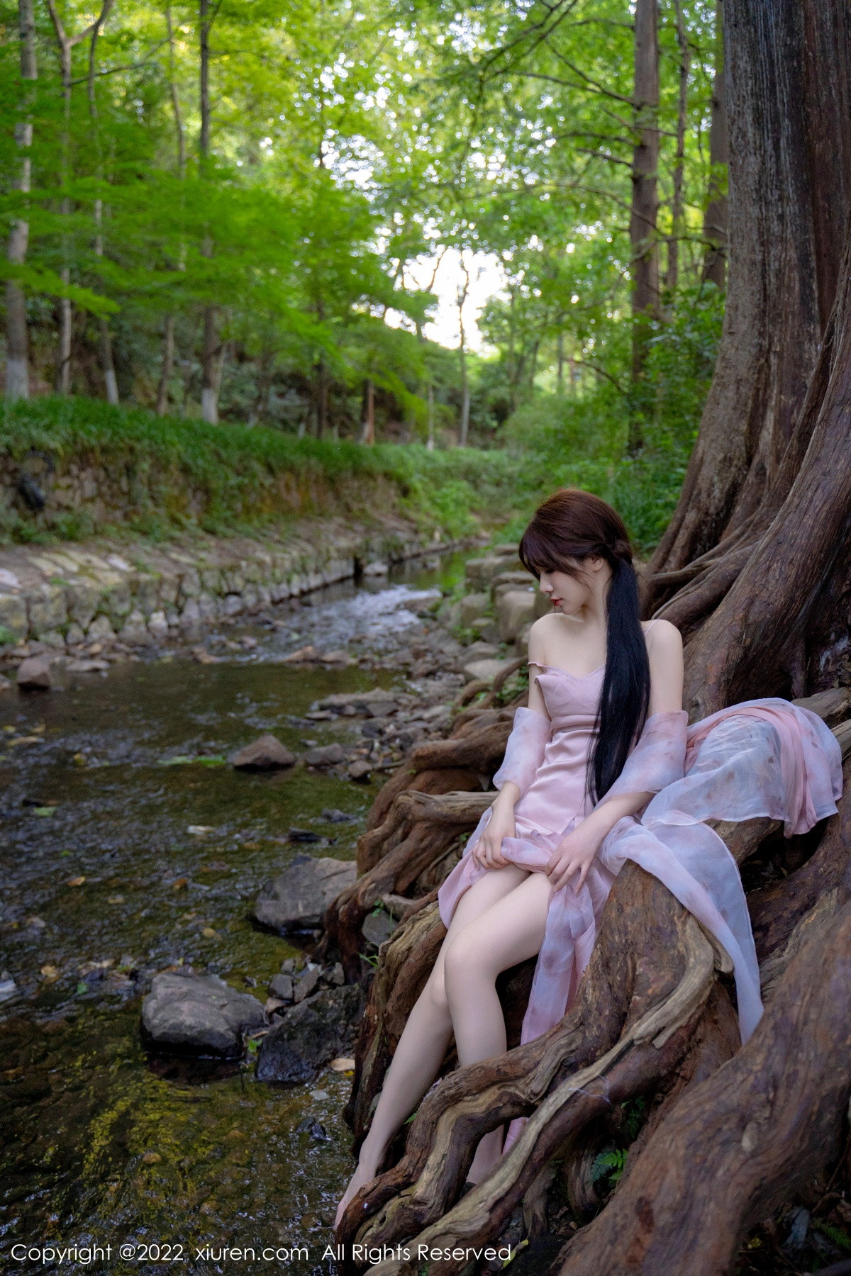 【XiuRen秀人網】20221011Vol5690婠婠麽【81P】-[秀人套图]