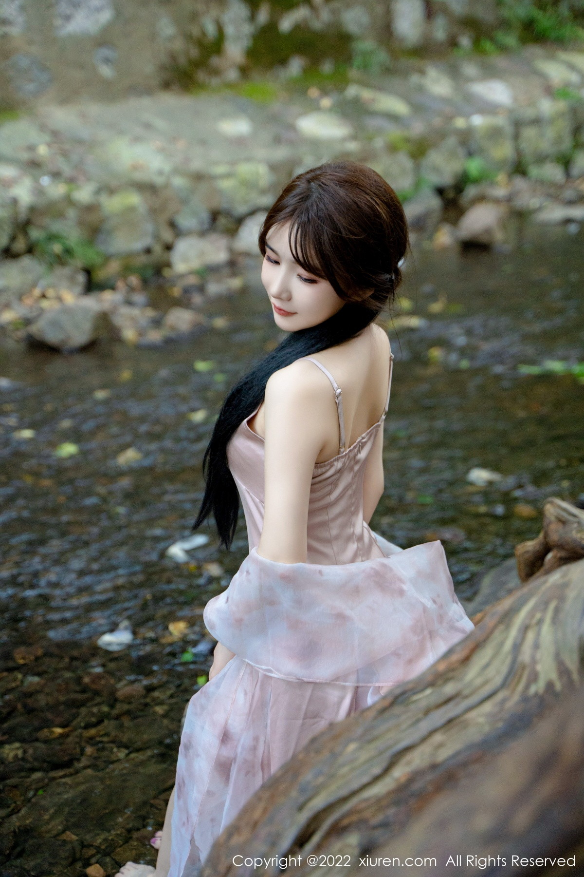 【XiuRen秀人網】20221011Vol5690婠婠麽【81P】-[秀人套图]