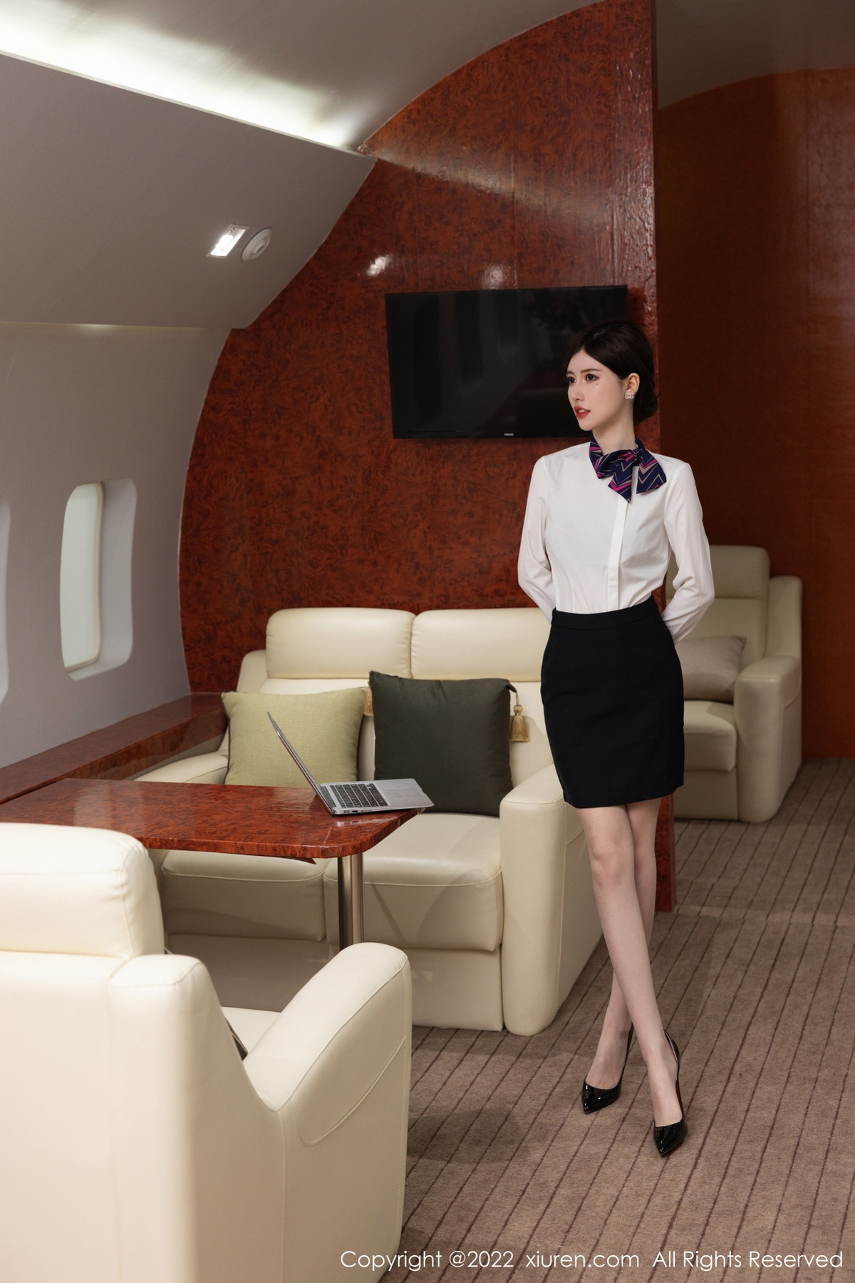 【XiuRen秀人網】20221012Vol5696美桃醬【106P】-[秀人套图]