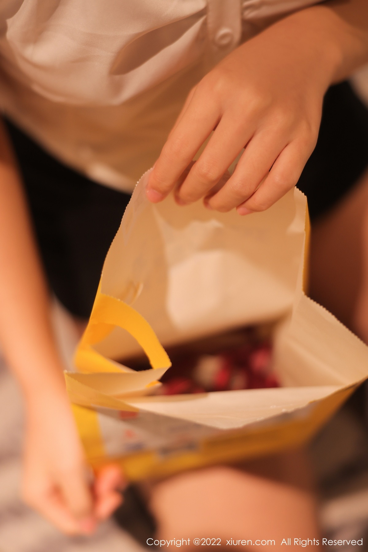 【XiuRen秀人網】20221013Vol5702美羊羊【88P】-[秀人套图]