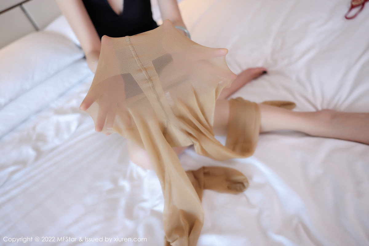 【MFStar模范學院】20221019Vol572吳思晚【71P】-[秀人套图]