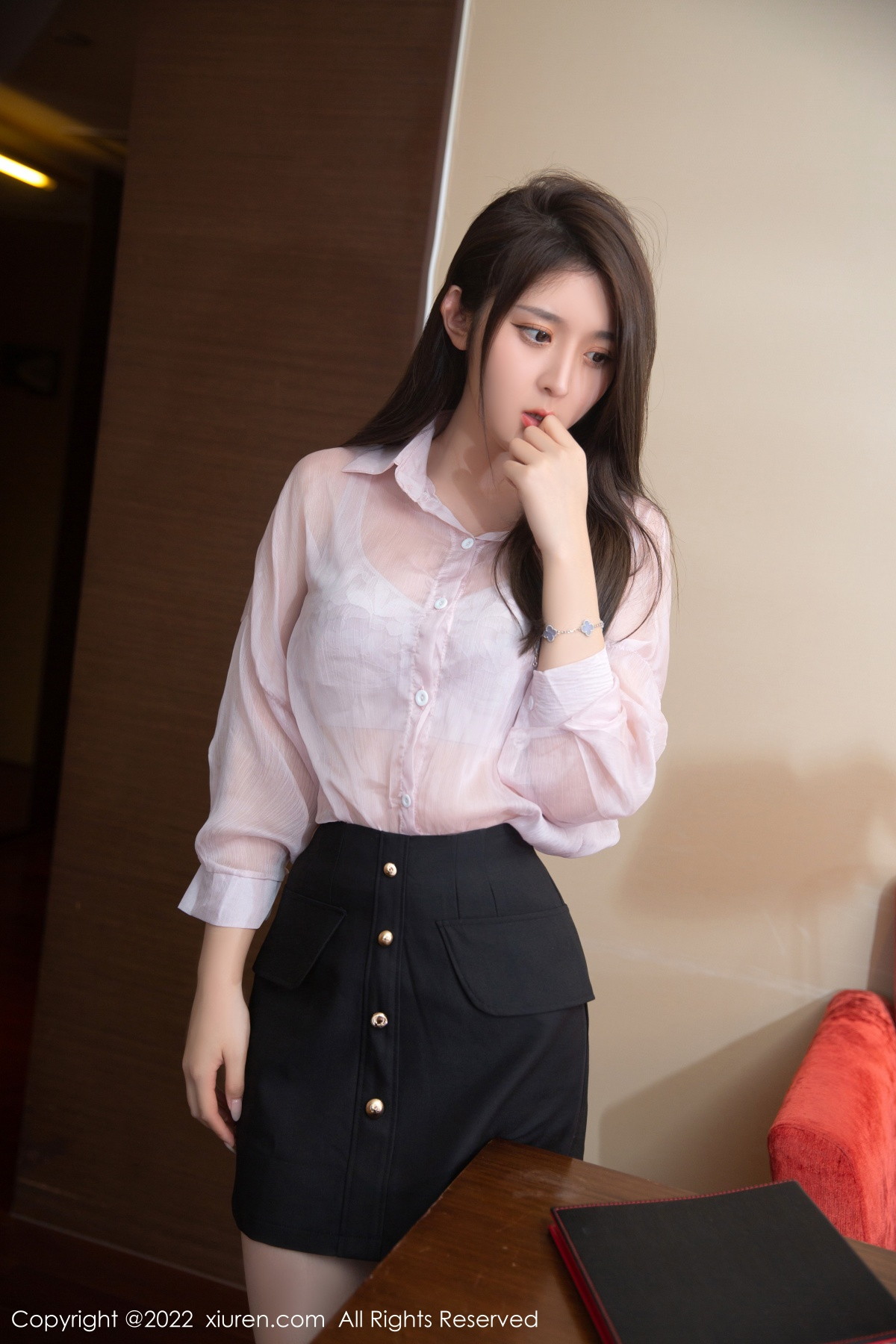 【XiuRen秀人網】20221021Vol5741夏甜甜【80P】-[秀人套图]