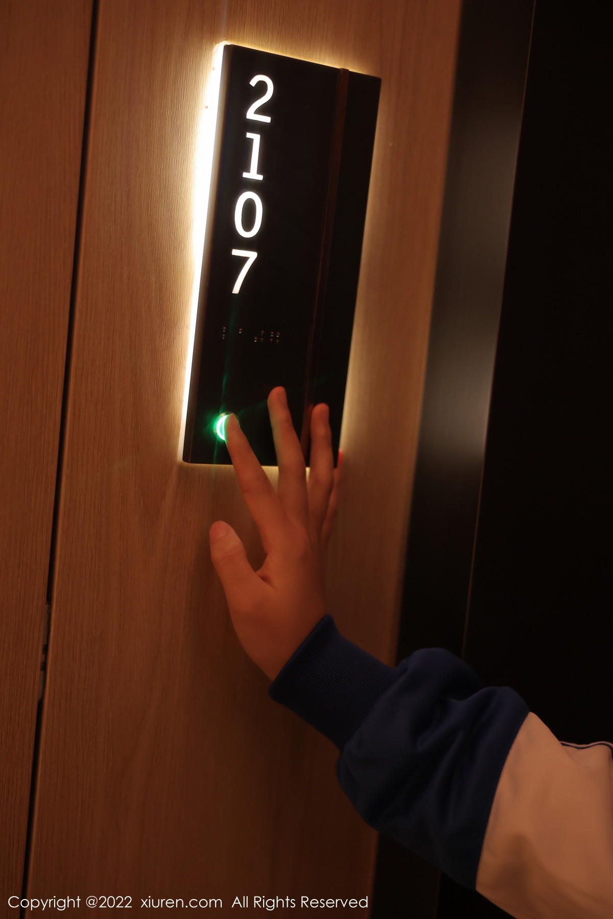 【XiuRen秀人網】20221027Vol5766美羊羊【90P】-[秀人套图]