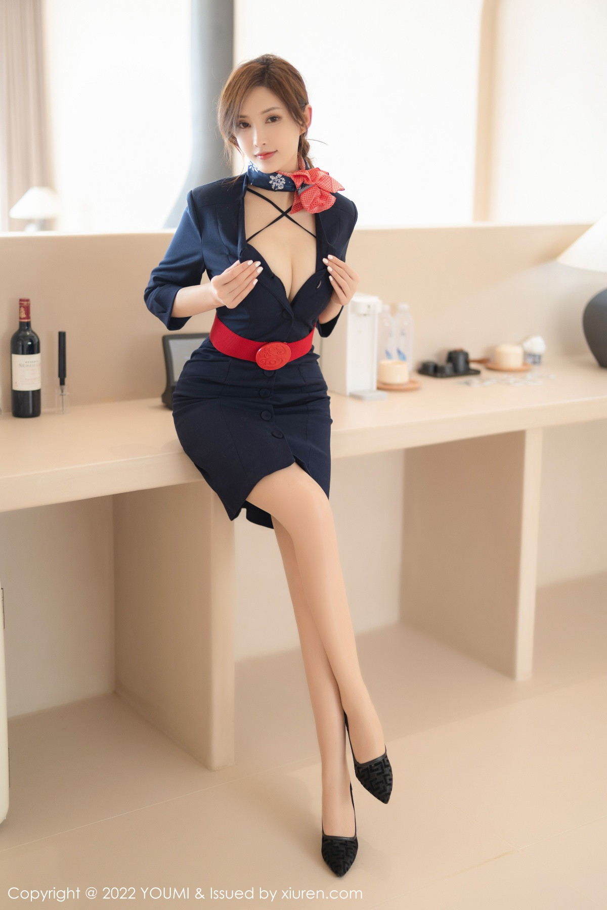 【YOUMI尤蜜荟】20221028Vol858奶瓶土肥圓矮挫丑黑窮【77P】-[秀人套图]