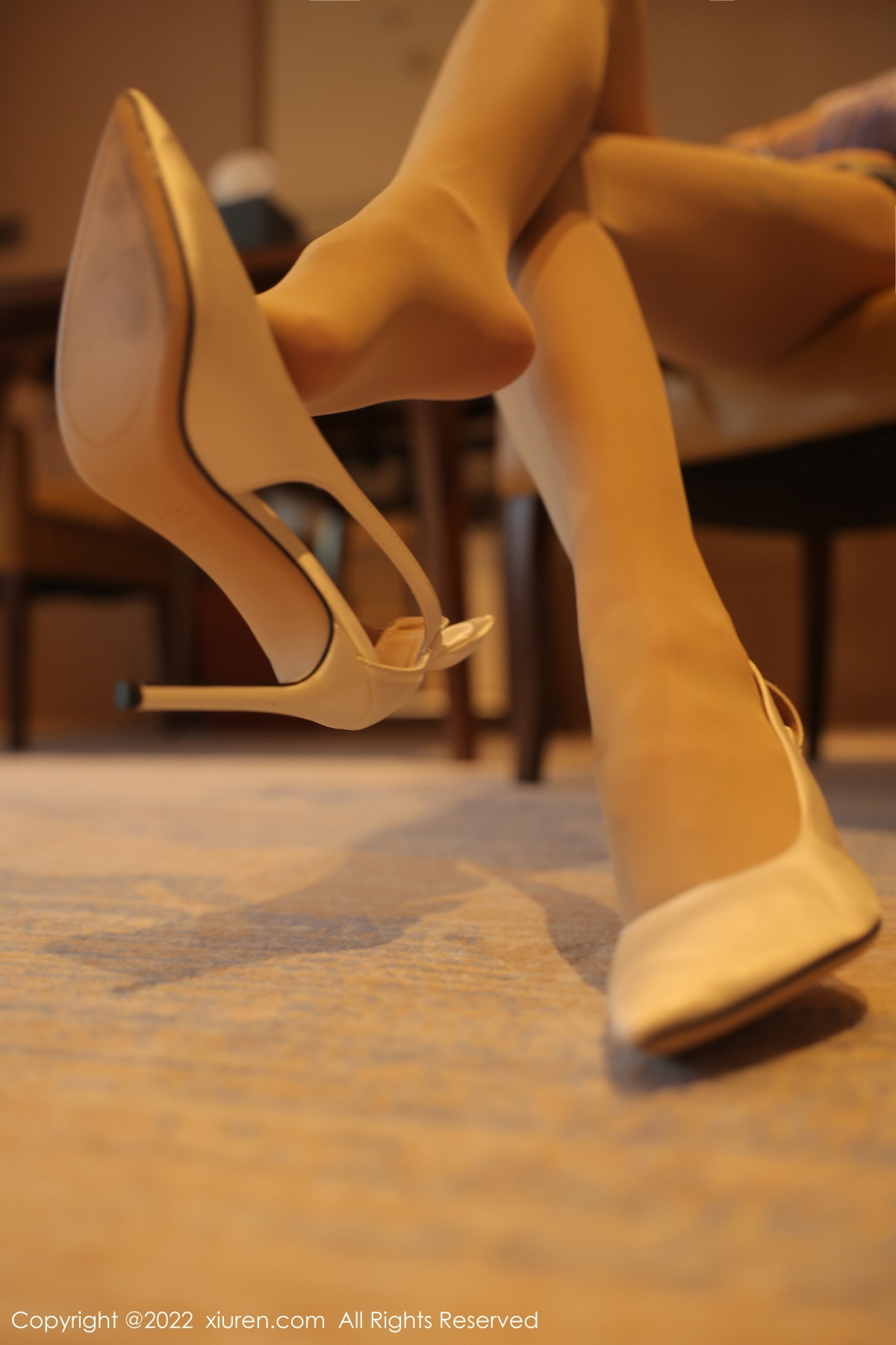 【XiuRen秀人網】20221031Vol5779果兒Victoria【79P】-[秀人套图]