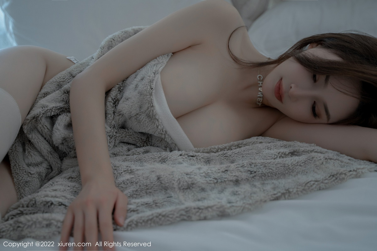 【XiuRen秀人網】20221101Vol5787奶瓶土肥圓矮挫丑黑窮【94P】-[秀人套图]