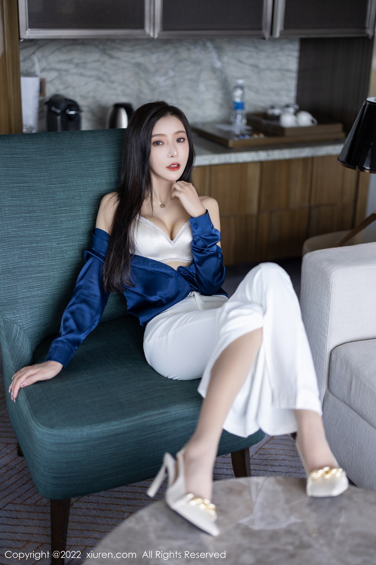 【XiuRen秀人網】20221101Vol5790王馨瑤yanni【90P】-[秀人套图]