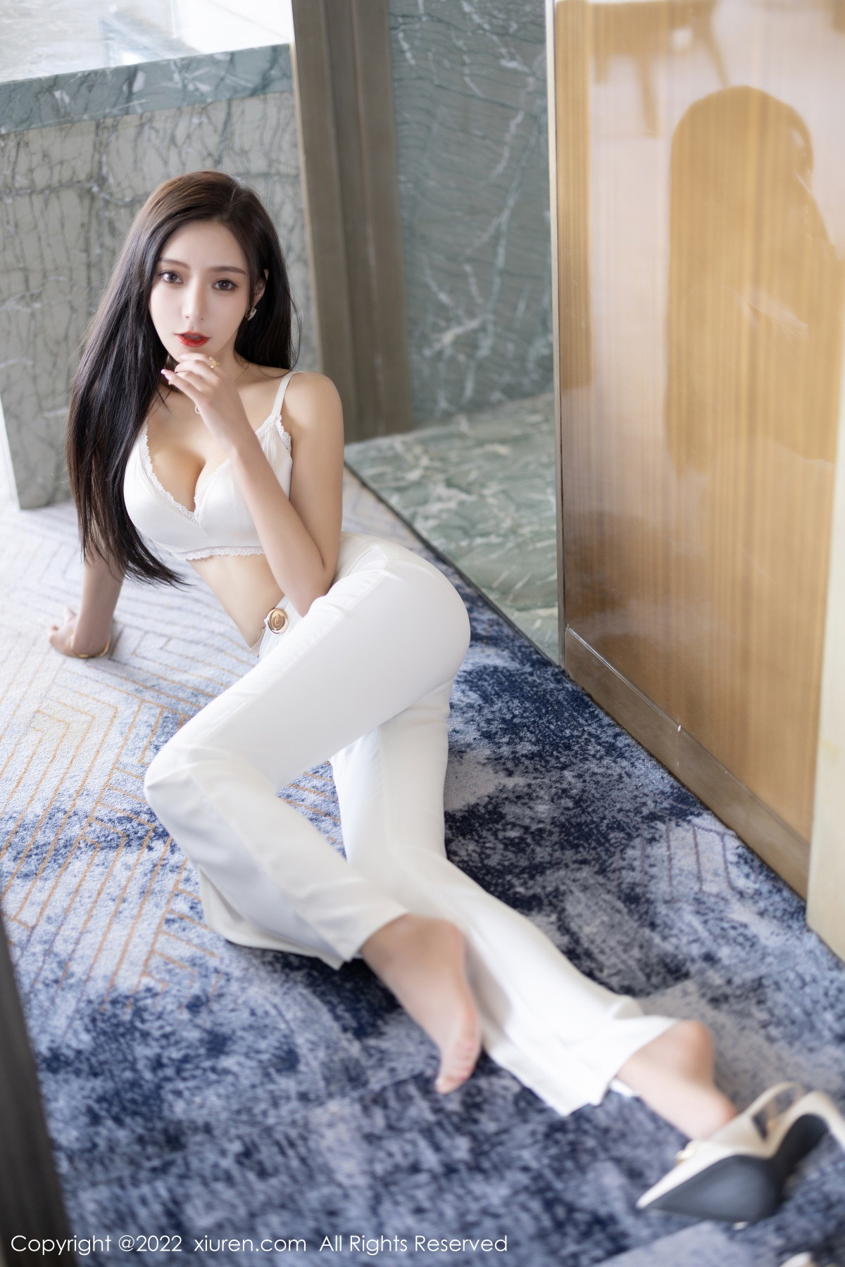 【XiuRen秀人網】20221101Vol5790王馨瑤yanni【90P】-[秀人套图]