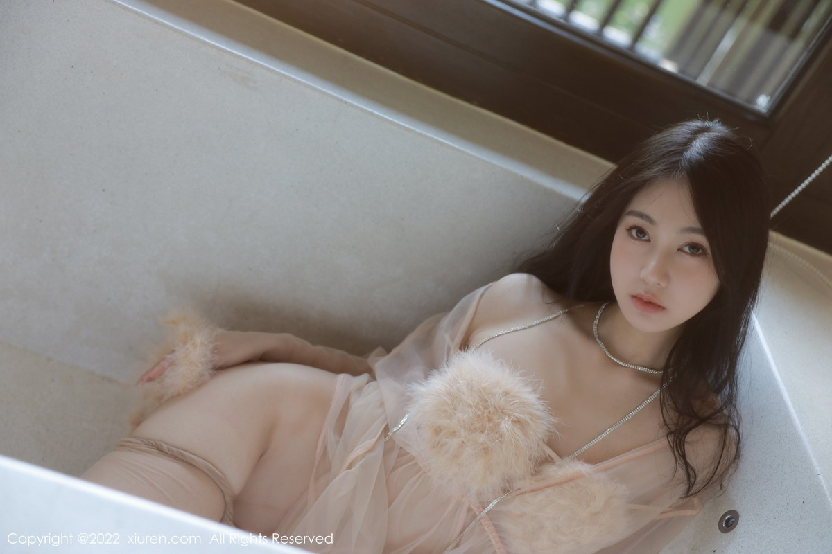 【XiuRen秀人網】20221102Vol5796謝晚晚【58P】-[秀人套图]