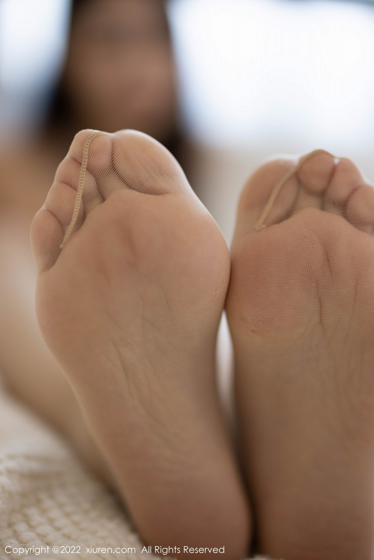 【XiuRen秀人網】20221103Vol5804可樂Vicky【84P】-[秀人套图]