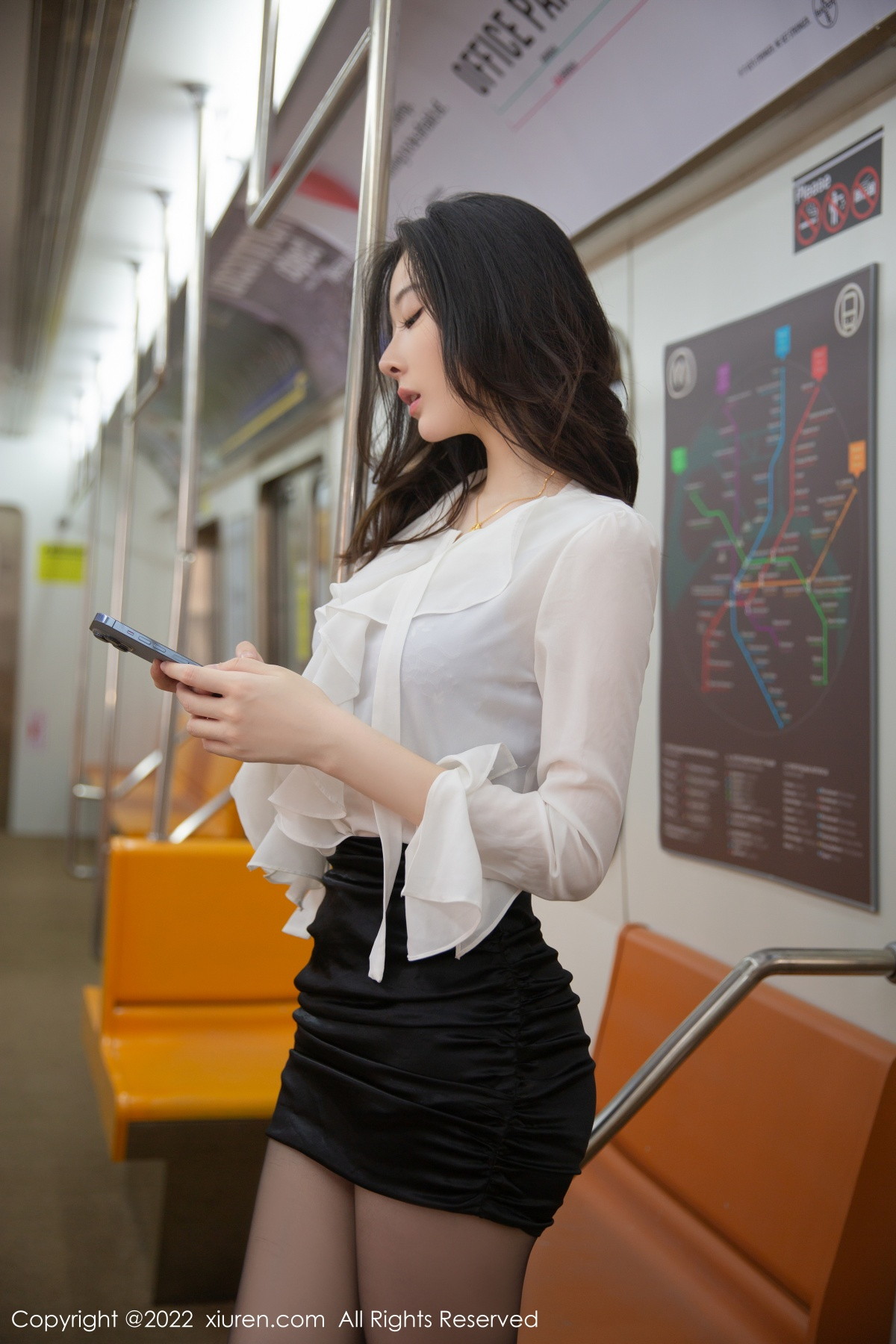 【XiuRen秀人網】20221104Vol5808是小逗逗【78P】-[秀人套图]